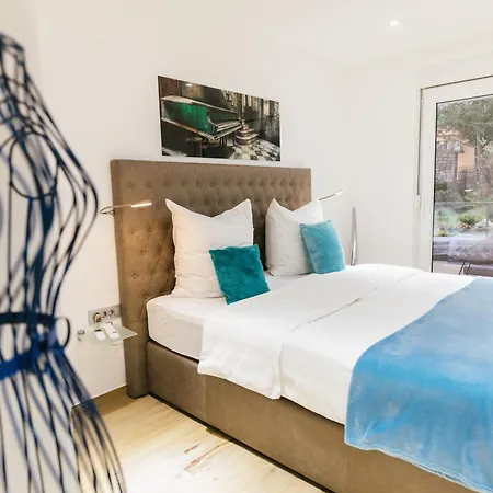 White Pearl Luxury With Pool And Sea View فيلة أوباتيا