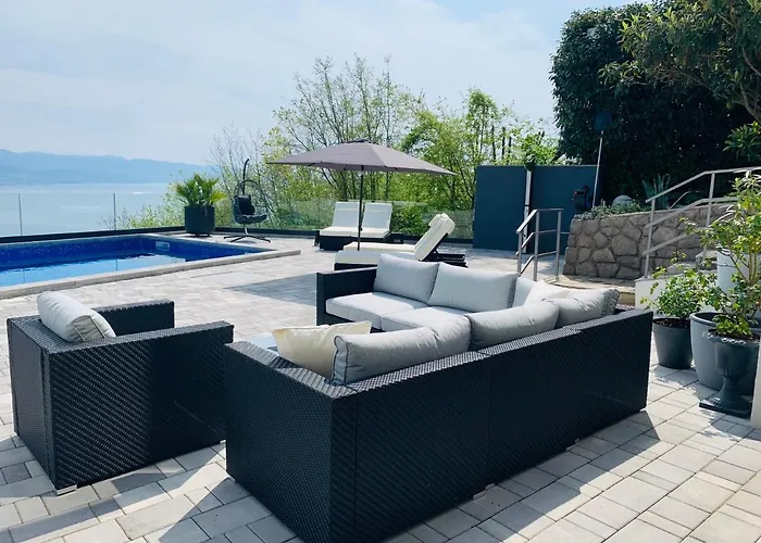 White Pearl Luxury With Pool And Sea View 别墅 *