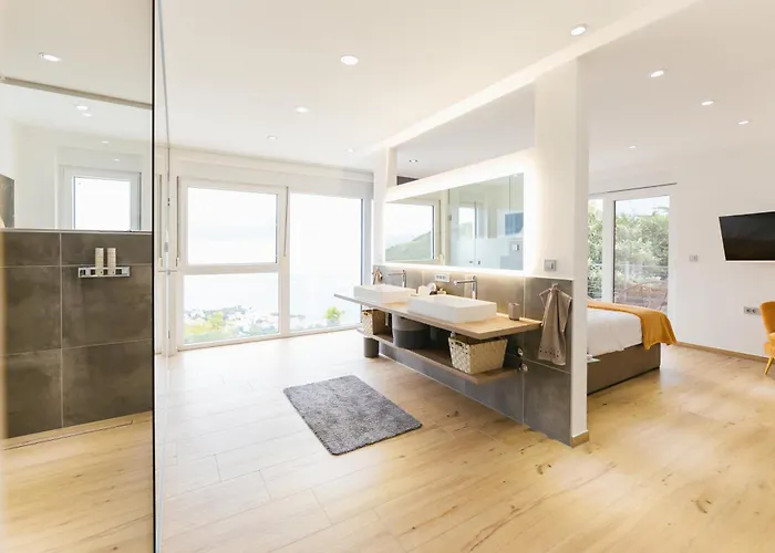White Pearl Luxury With Pool And Sea View 别墅