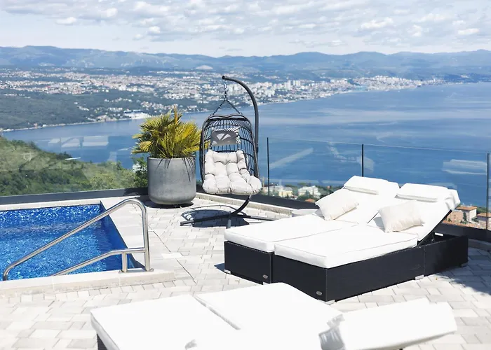 White Pearl Luxury With Pool And Sea View 别墅 奥帕提亚